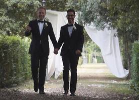 CBS Newsman Seth Doane Marries In Italy